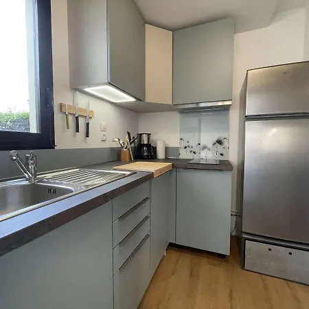 Cosy Avec Terrasse, Piscine Et Proche A - Fr-1-246-627 La Rochelle (Charente-Maritime)