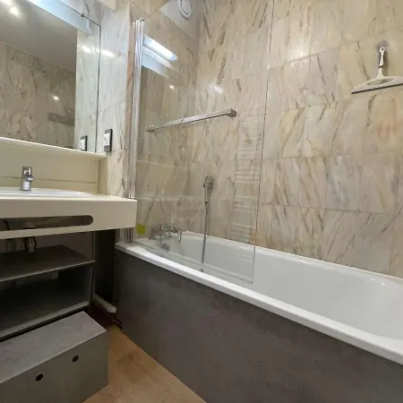 Cosy Avec Terrasse, Piscine Et Proche A - Fr-1-246-627 *